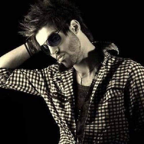 دانلود آهنگ تک تک